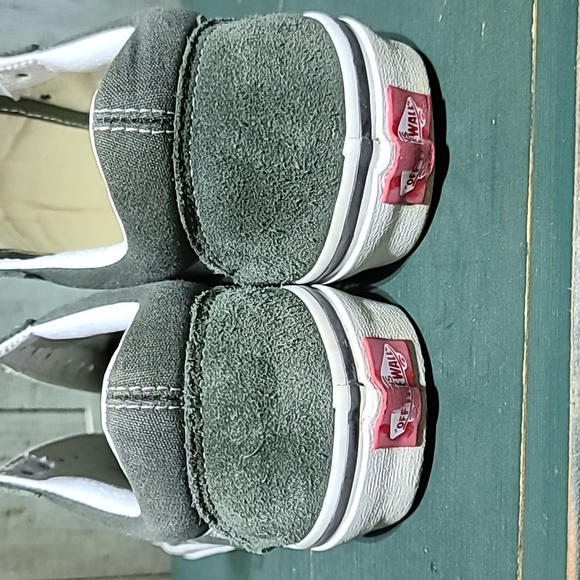 Vans Off the Wall shoes - Picture 4 of 8